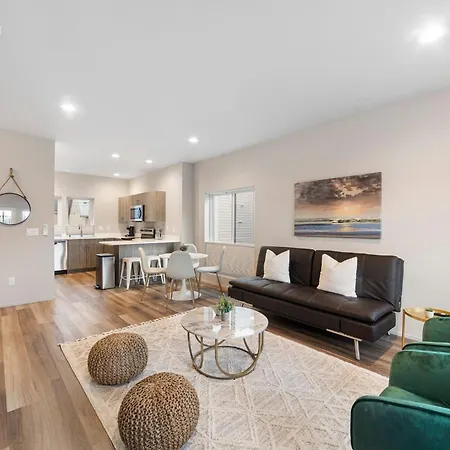 Brand New Fully Updated Condo 906 In Anacortes